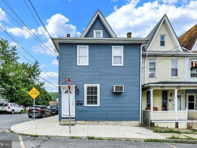 356 E Union St