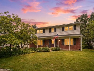 Property at 3321 Woodridge Dr, Woodridge, IL