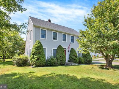11 Glenwood Dr