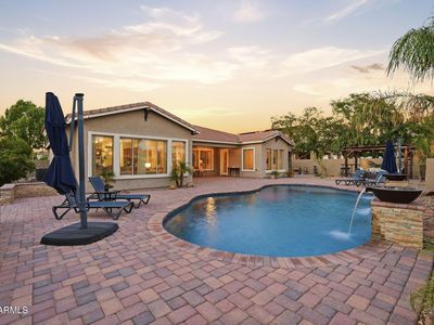 407 E TONTO Place