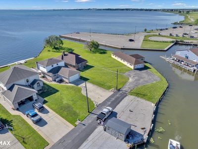 45410 Private Shore Dr