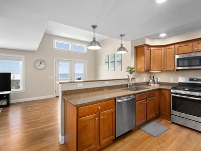 216 Water St #A302