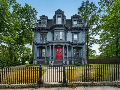 533 Locust St APT 8
