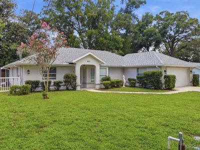 305 Violet Ln