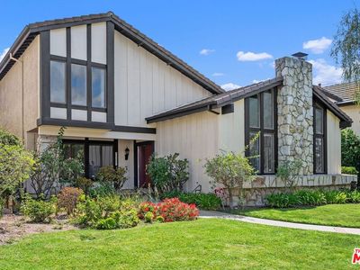 1347 Avenida De Cortez