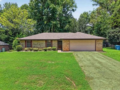 313 Crestwood Dr