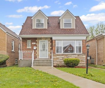 8018 S Fairfield Ave