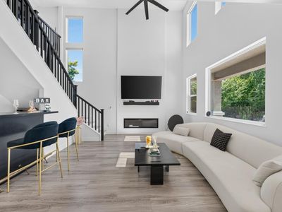 3801 Archetto Dr
