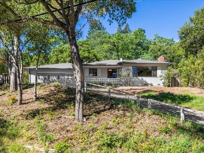 208 Canyon Dr