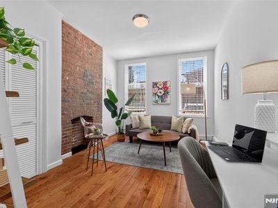 200 Wayne Street #102