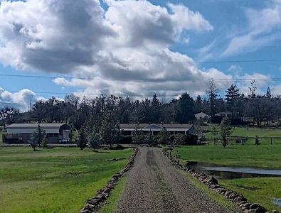 63 Rogue River Dr
