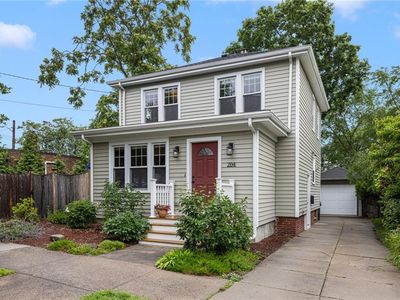 204 8th St