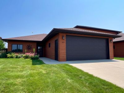 117 Islay Ave