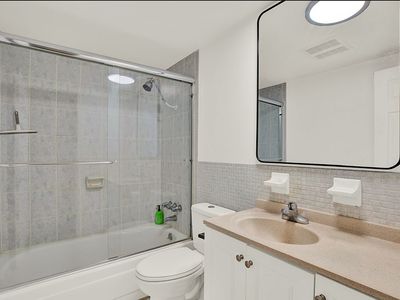 6015 19th St N APT 216
