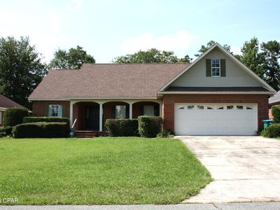 2549 Woods View Dr