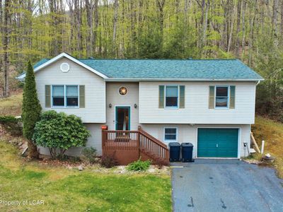 Property at 59 Edge Rock Dr, Drums, PA