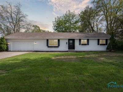 7413 Sylvania Ave