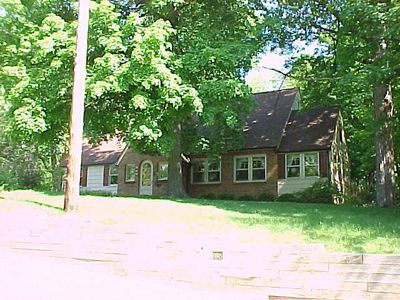 215 Hill St