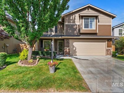 6586 E Gardenia Ln