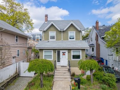 429 Palisade Ave