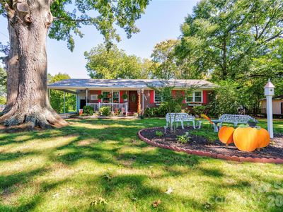 1564 Timberlake Dr