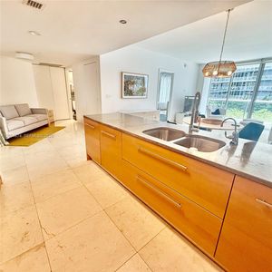 475 Brickell Ave APT 1609