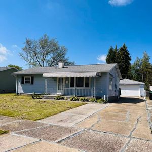 68 Bellhurst Rd
