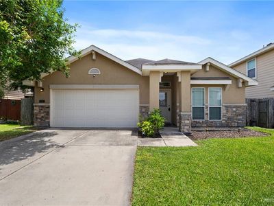 328 Kika De La Garza St