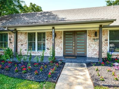 2736 S Colfax Cir