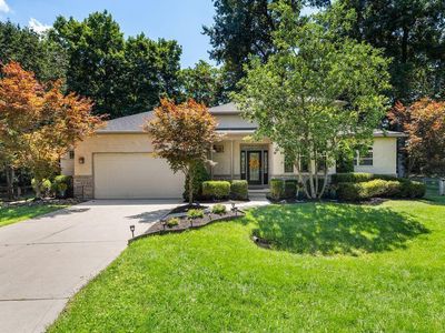 39 W Hiawatha Dr