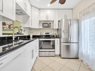 4805 NW 35th Street #412