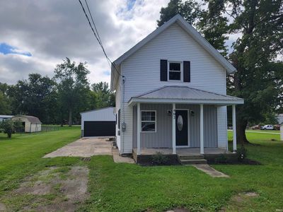 402 E County Line Rd