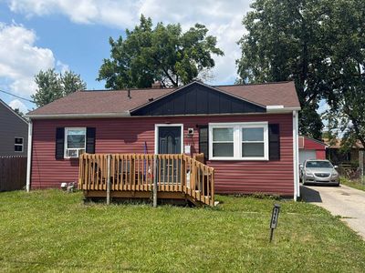 1110 E Innis Ave