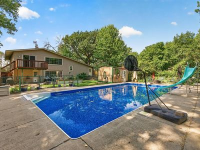 1504 Crystal Lake Rd E