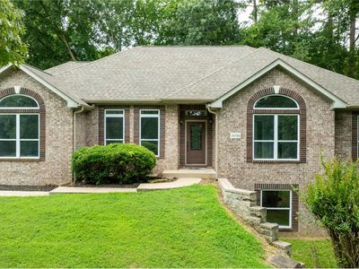 16516 Sandstone