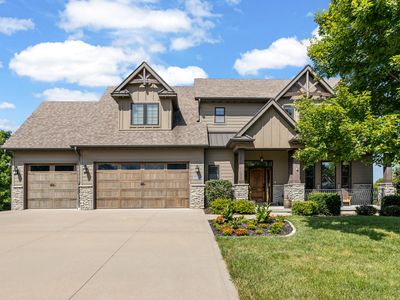 5703 Salton Ct