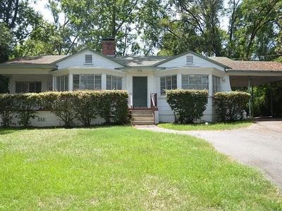 906 Buena Vista Dr
