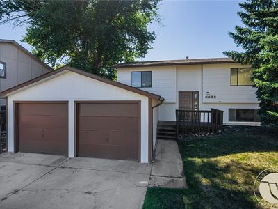4032 Cambridge Dr