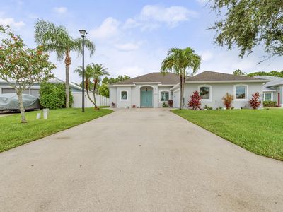 479 NW Sunflower Place