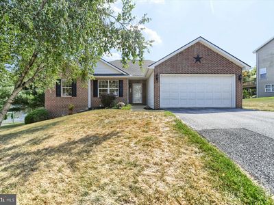 2437 Aspen Way