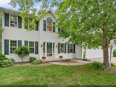 2936 Blue Moon Dr