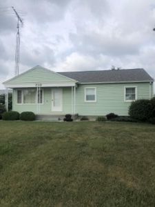 710 S Townline Rd