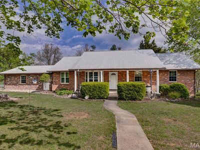 3327 Burton Rd