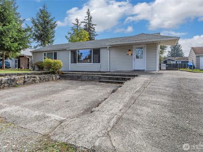 Property at 906 116th Street S, Tacoma, WA