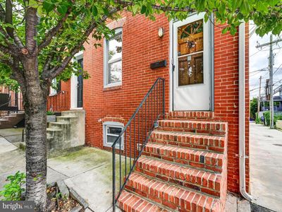 127 S Castle St