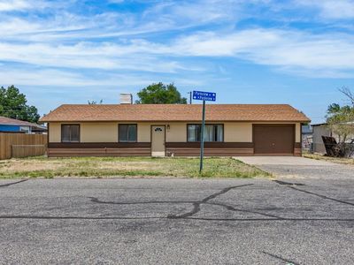 276 W Parkview Dr