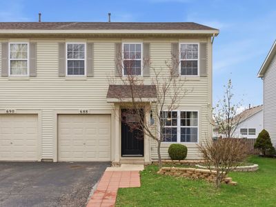 Property at 688 S Shannon Dr, Romeoville, IL