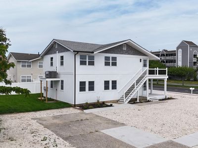 4633 Harbor Beach Blvd #B