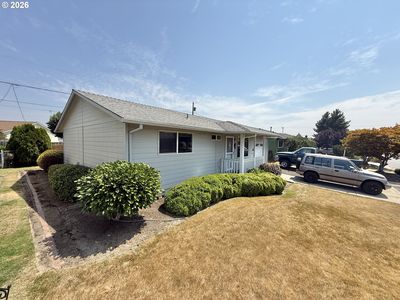 1662 Umpqua Rd