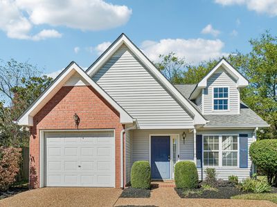 103 Andrew Ct